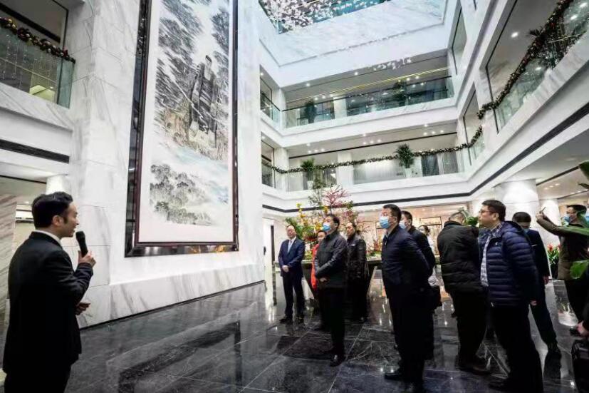 南宫28集团与乐山市政府召开事情座谈会